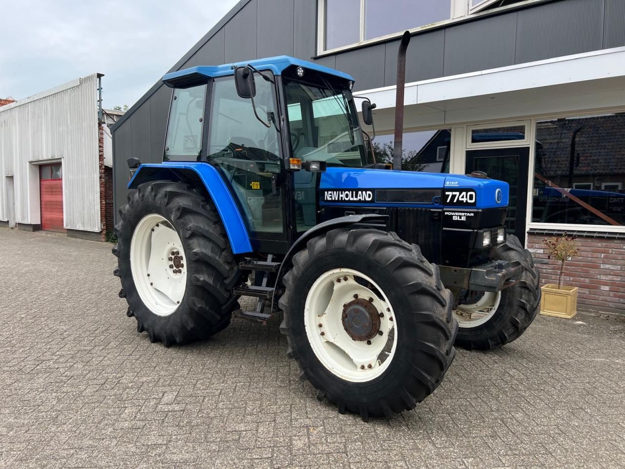 Traktor of the type Ford 7740, Gebrauchtmaschine in Vroomshoop (Picture 5)