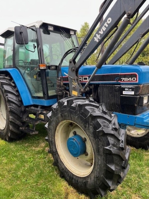 Traktor typu Ford 7840SLE 4WD, Gebrauchtmaschine w Thisted (Zdjęcie 2)