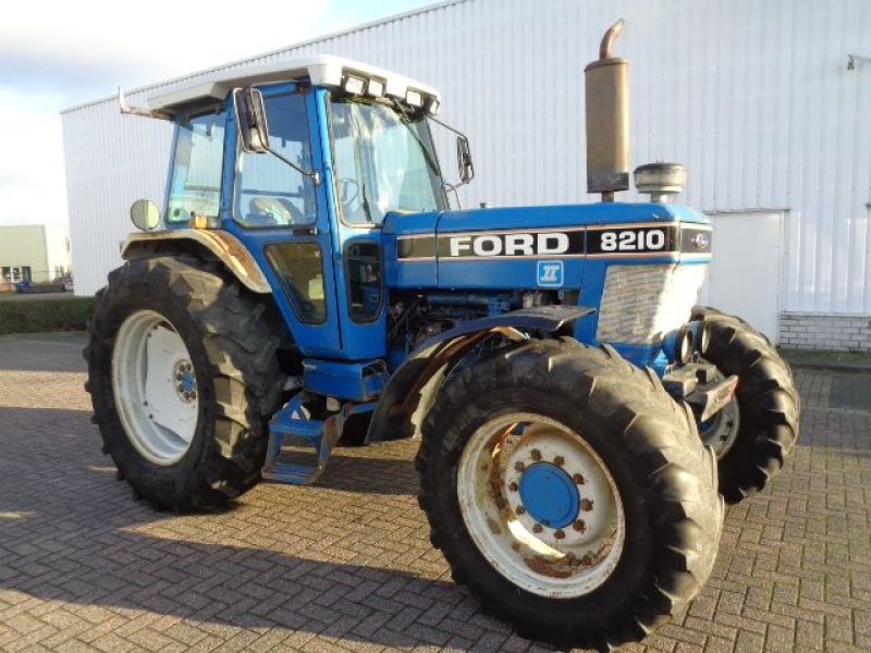 Traktor del tipo Ford 8210 II, Gebrauchtmaschine en Oirschot (Imagen 2)