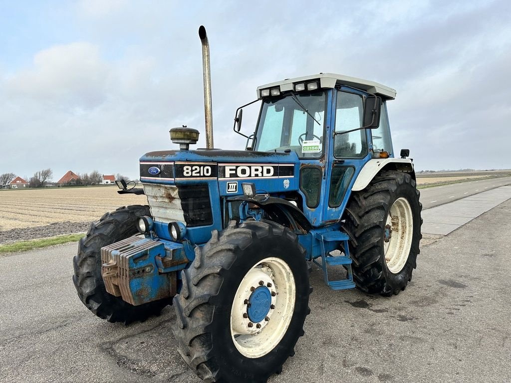 Traktor za tip Ford 8210, Gebrauchtmaschine u Callantsoog (Slika 1)