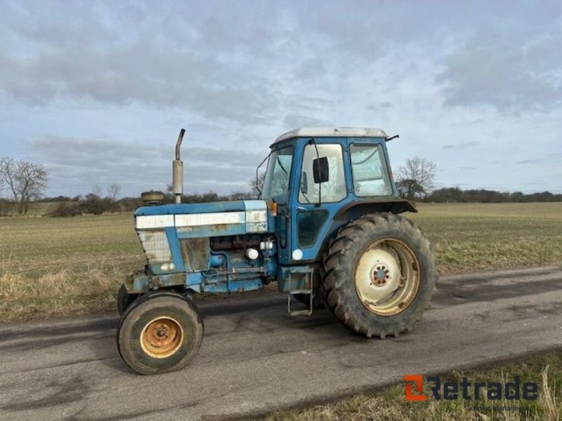 Traktor Türe ait Ford 8210, Gebrauchtmaschine içinde Rødovre (resim 1)