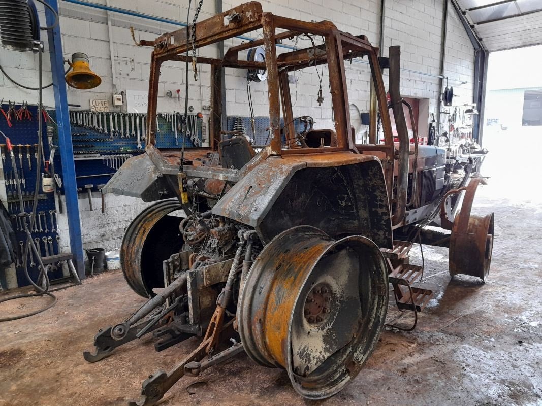 Traktor van het type Ford 8240, Gebrauchtmaschine in Viborg (Foto 3)