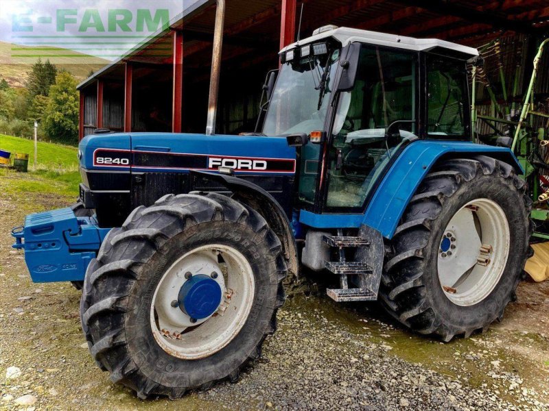 Traktor del tipo Ford 8240, Gebrauchtmaschine en DUMFRIES (Imagen 1)