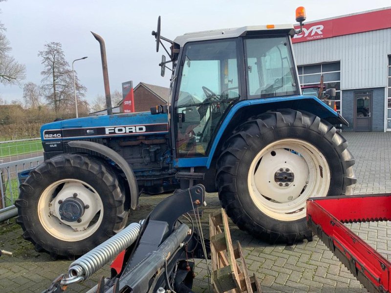 Traktor typu Ford 8240, Gebrauchtmaschine v Wierden (Obrázek 1)