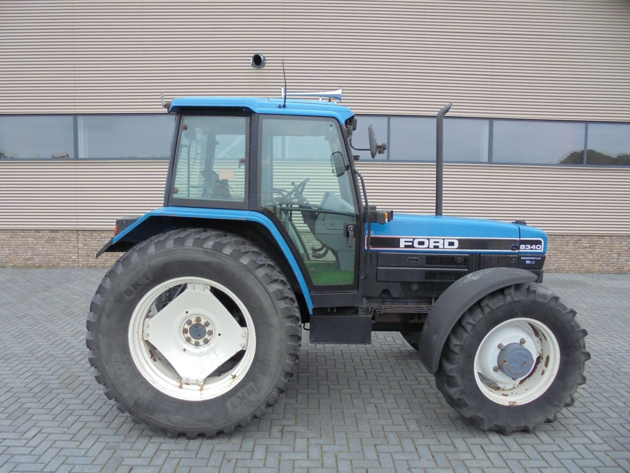 Traktor типа Ford 8340 SLE, Gebrauchtmaschine в Houten (Фотография 5)