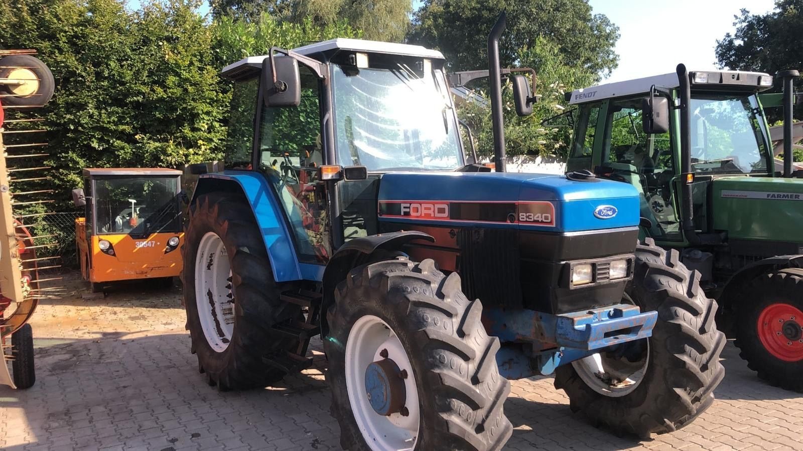 Traktor Türe ait Ford 8340, Gebrauchtmaschine içinde Ederveen (resim 1)