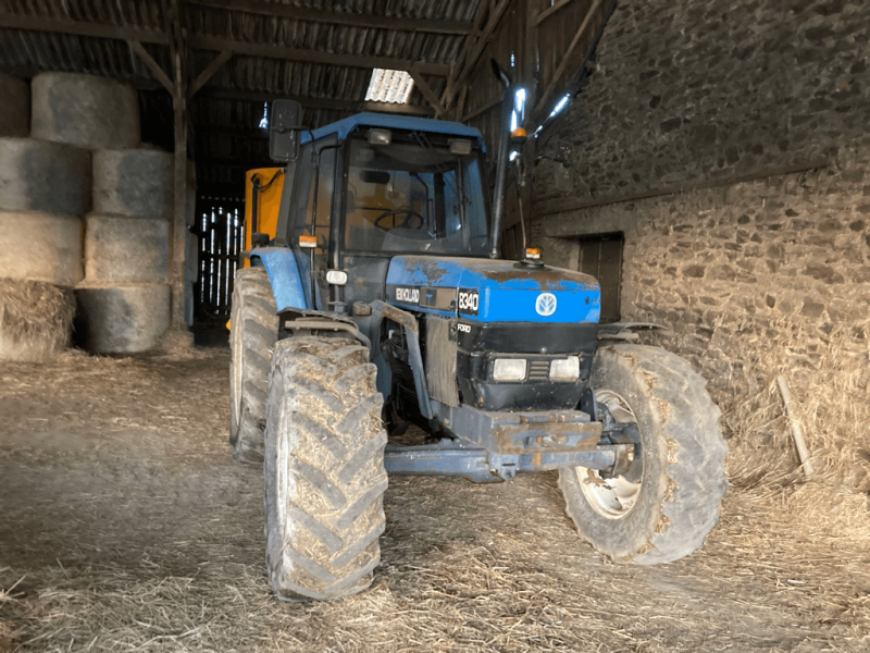 Traktor tip Ford 8340, Gebrauchtmaschine in TREMEUR (Poză 1)