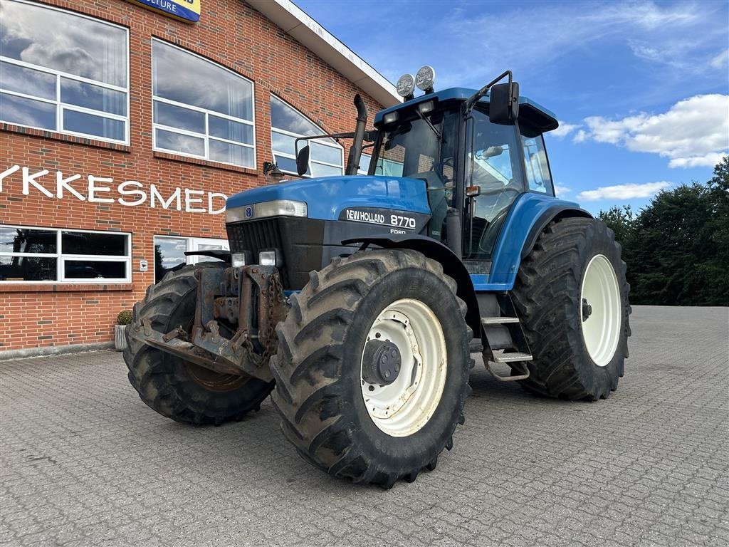 Traktor of the type Ford 8770, Gebrauchtmaschine in Gjerlev J. (Picture 2)