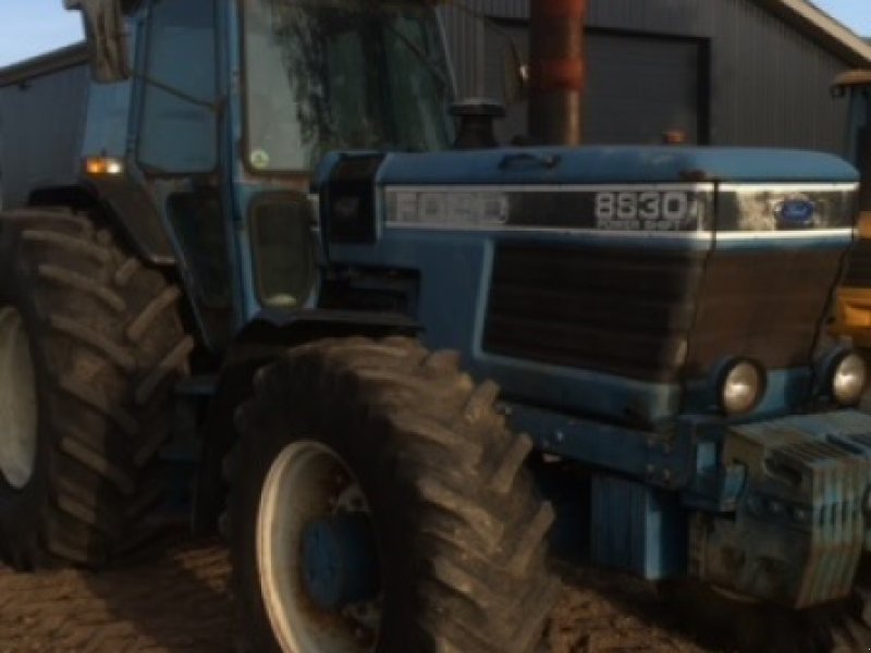 Traktor des Typs Ford 8830, Gebrauchtmaschine in Odense SV (Bild 1)