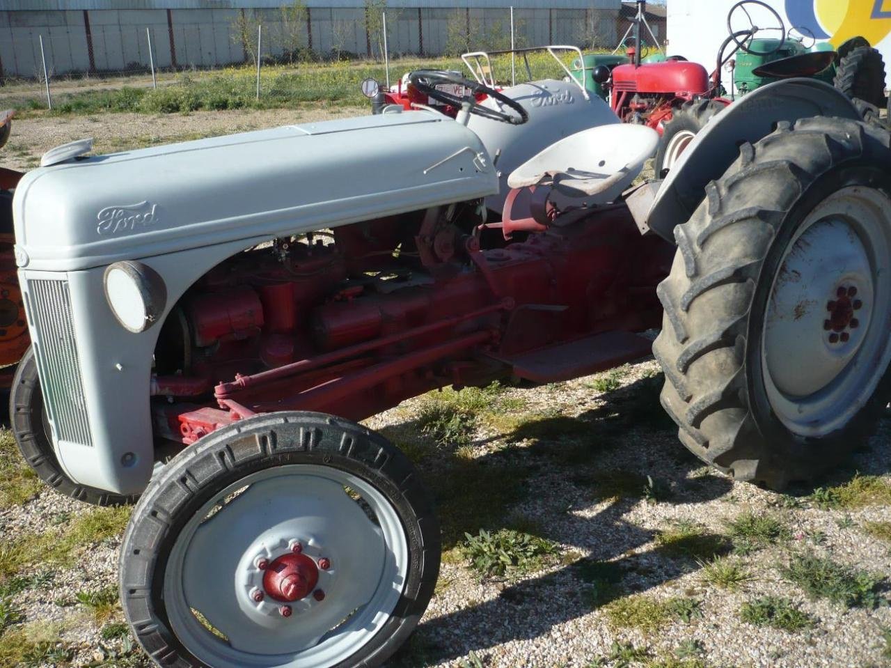 Traktor typu Ford 8N, Gebrauchtmaschine w Pragsdorf (Zdjęcie 1)