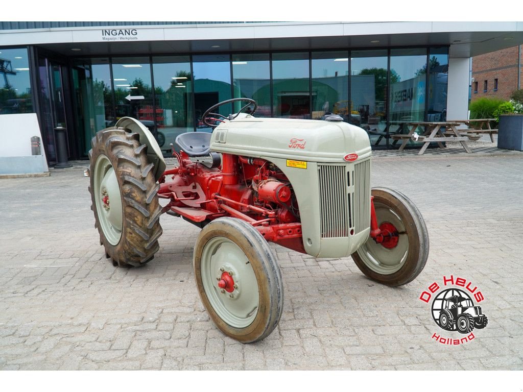 Traktor of the type Ford Dearborn, Gebrauchtmaschine in MIJNSHEERENLAND (Picture 1)