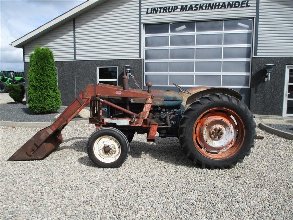 Traktor del tipo Ford Major Billig diesel Traktor med frontlæsser, Gebrauchtmaschine en Lintrup (Imagen 4)