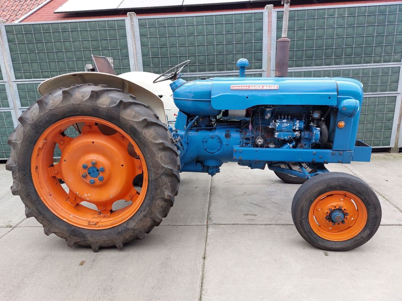 Traktor du type Ford Super Major, Gebrauchtmaschine en Ouderkerk aan den IJssel (Photo 2)