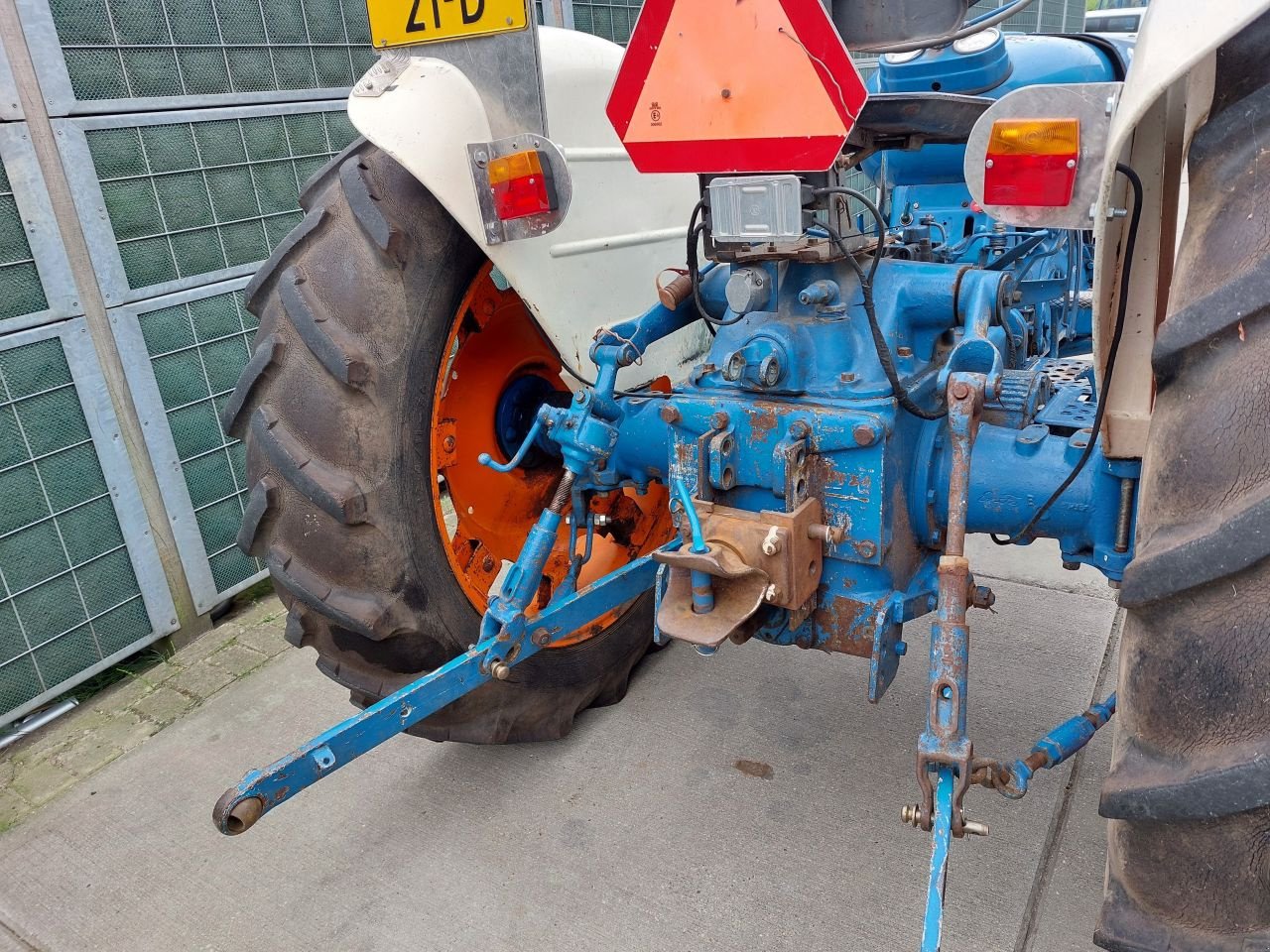 Traktor du type Ford Super Major, Gebrauchtmaschine en Ouderkerk aan den IJssel (Photo 5)