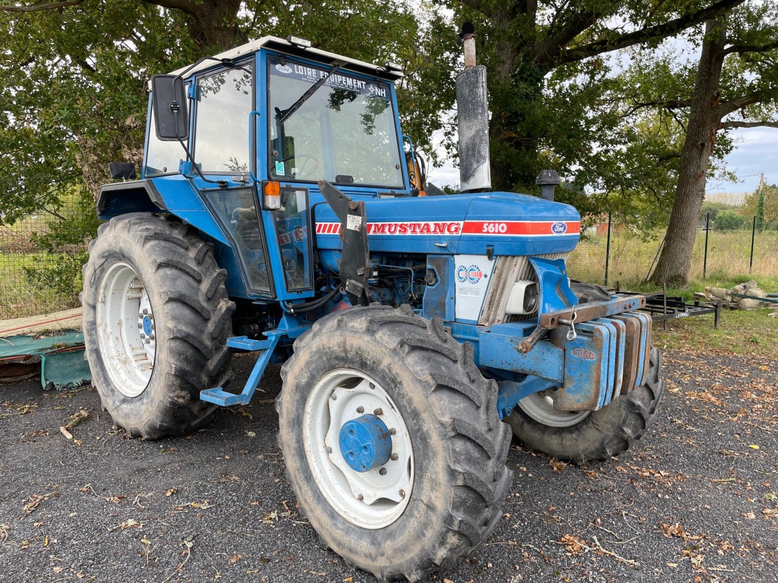 Traktor of the type Ford Tracteur agricole 5610 Ford, Gebrauchtmaschine in LA SOUTERRAINE (Picture 1)