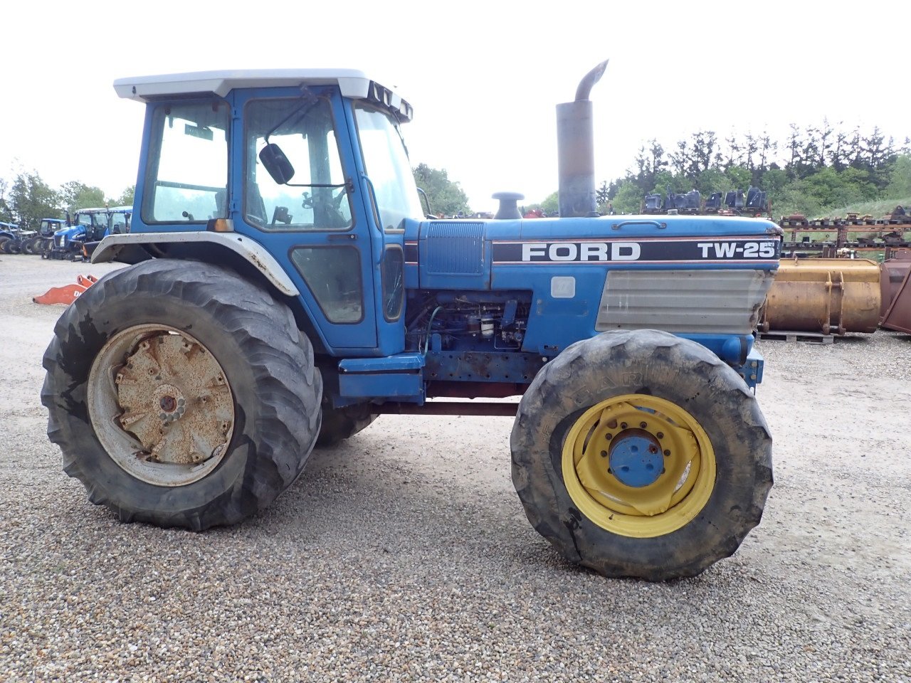 Traktor от тип Ford TW25, Gebrauchtmaschine в Viborg (Снимка 5)