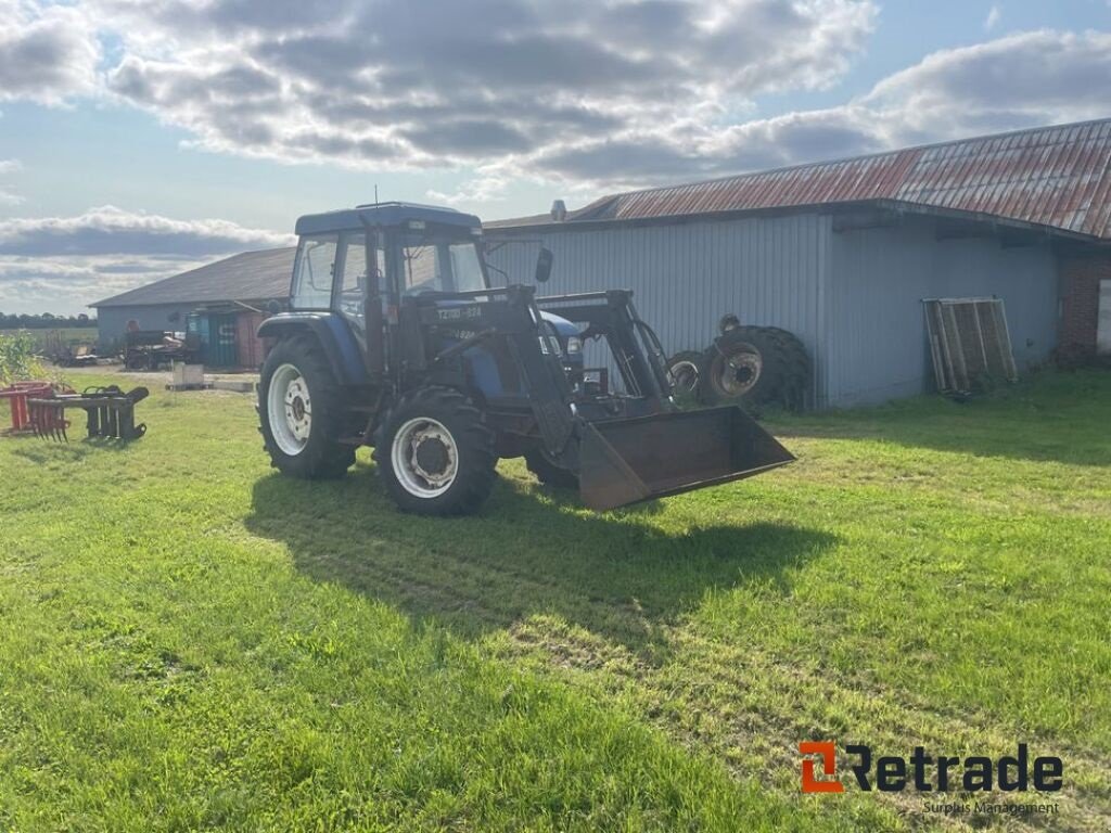 Traktor des Typs foton FT 824, Gebrauchtmaschine in Rødovre (Bild 3)