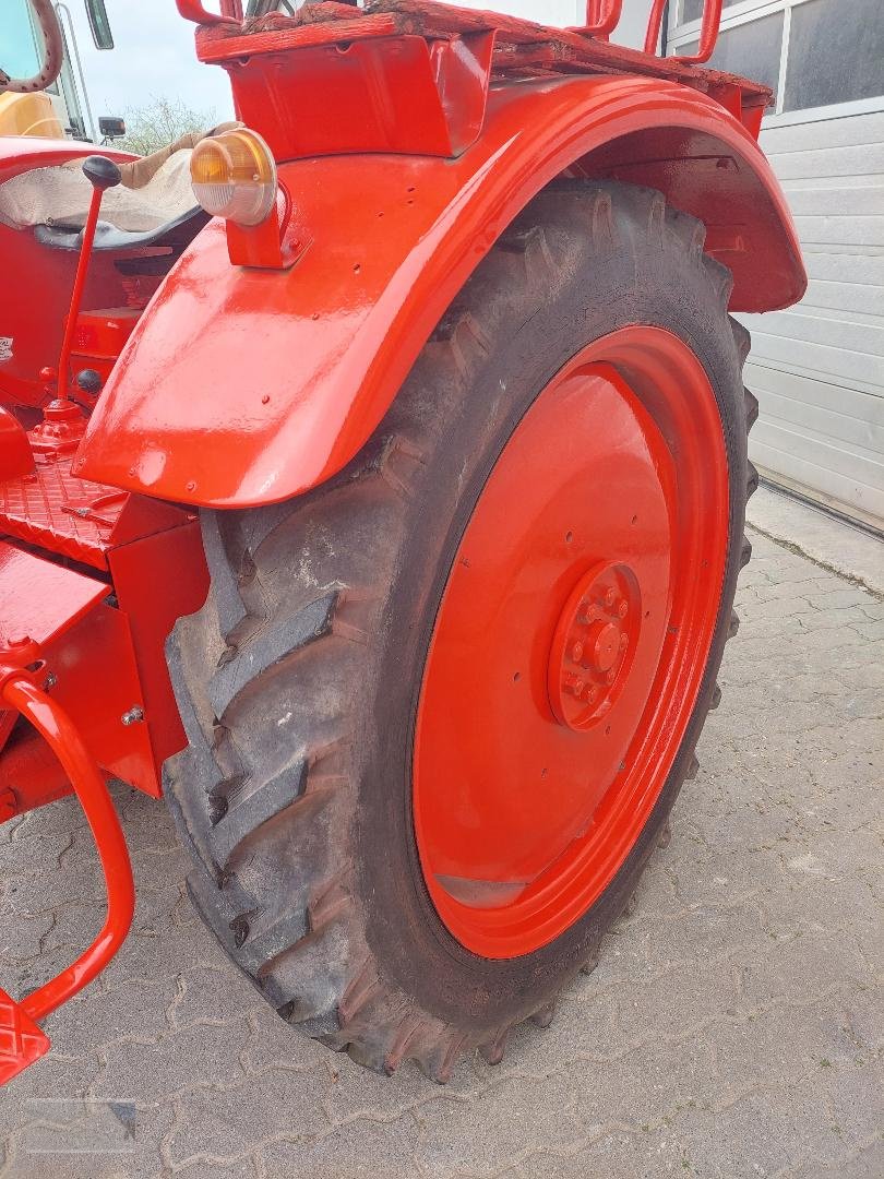 Traktor van het type Hanomag Brillant 601, Gebrauchtmaschine in Kleinlangheim - Atzhausen (Foto 8)