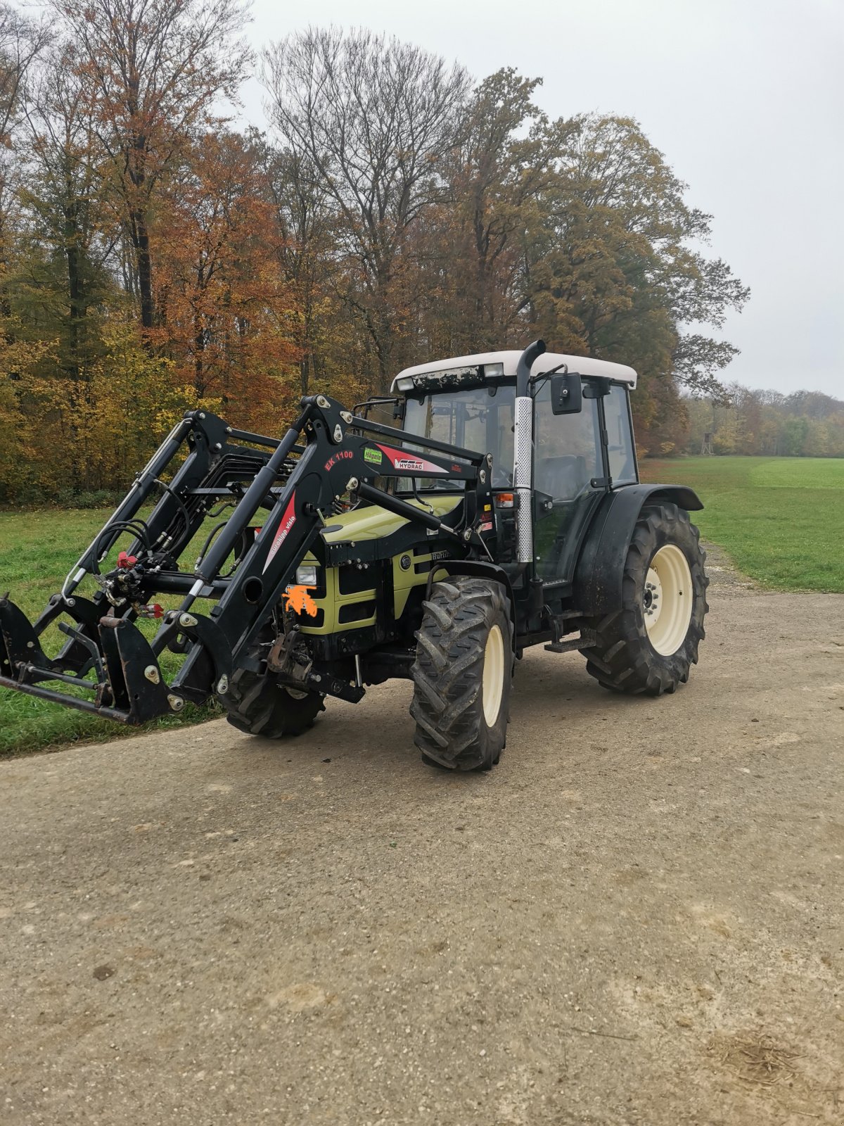 Traktor van het type Hürlimann XA 607, Gebrauchtmaschine in Gingen an der Fils (Foto 13)