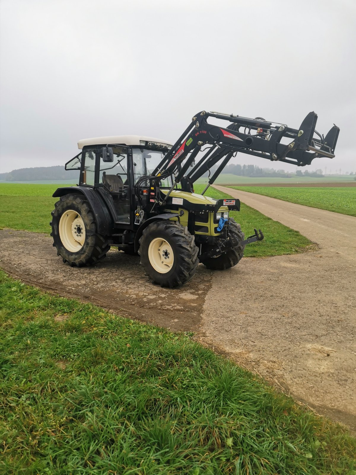 Traktor van het type Hürlimann XA 607, Gebrauchtmaschine in Gingen an der Fils (Foto 24)