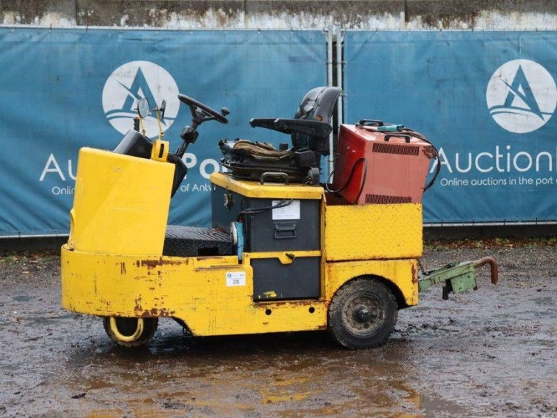 Traktor des Typs Hyundai 40T-7, Gebrauchtmaschine in Antwerpen (Bild 1)