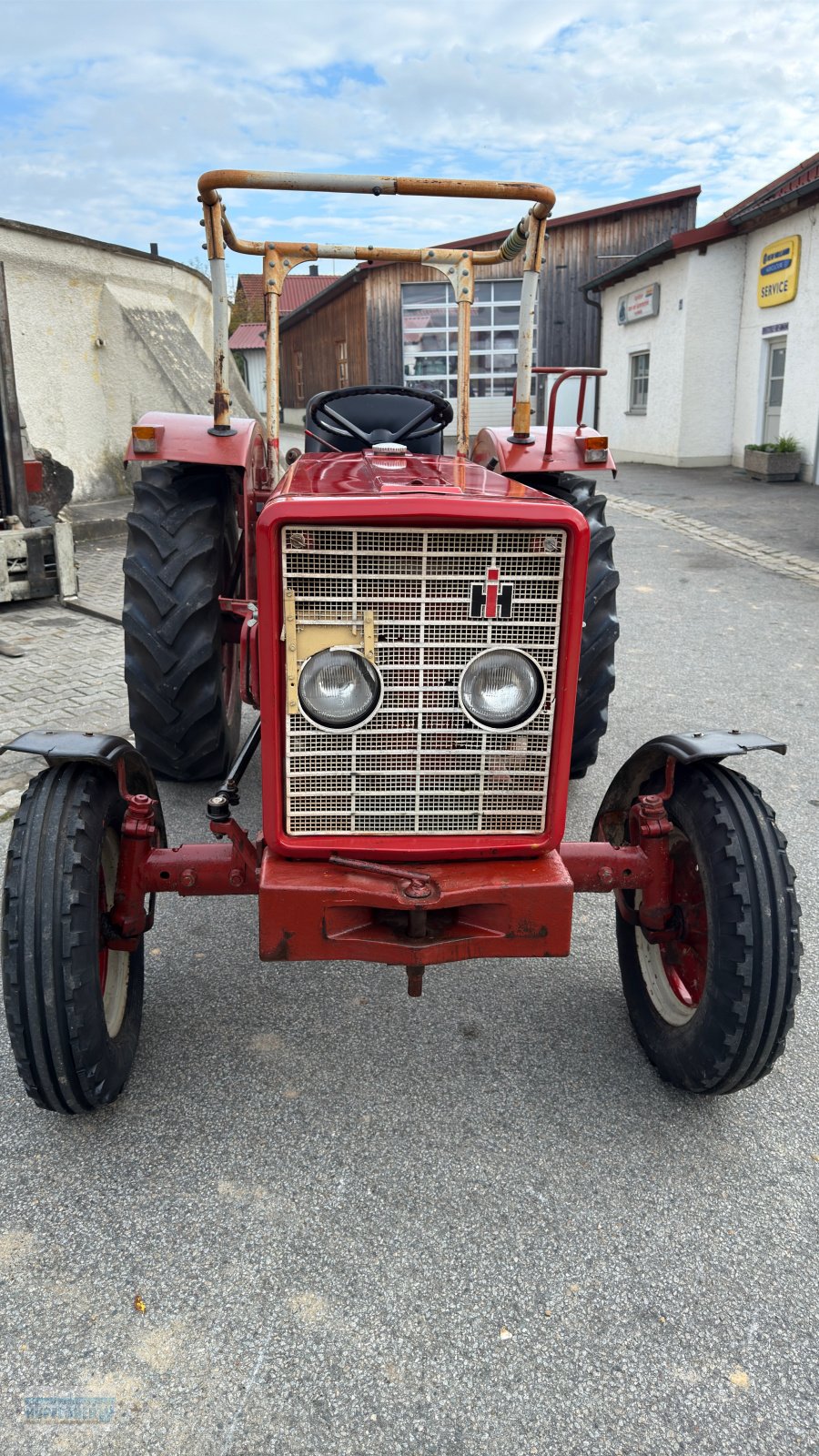 Traktor типа IHC 353, Gebrauchtmaschine в Vilshofen (Фотография 2)