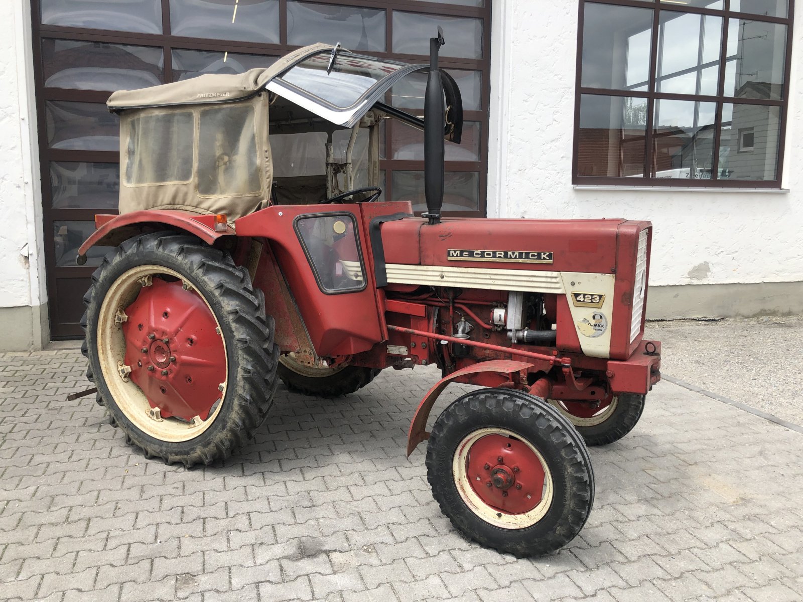 Traktor del tipo IHC 423, Gebrauchtmaschine In Bodenkirchen (Immagine 2)