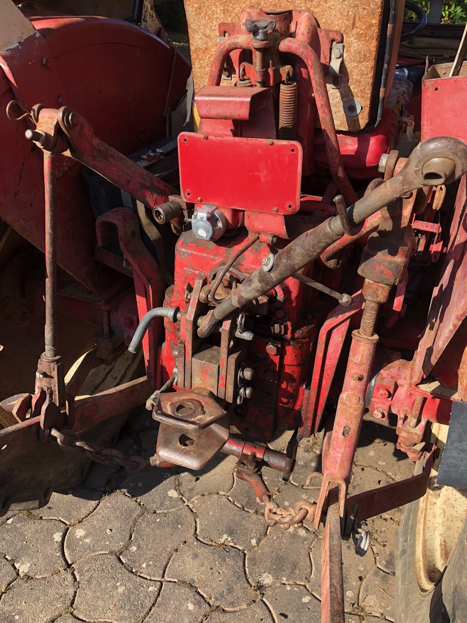 Traktor van het type IHC 423, Gebrauchtmaschine in Grabfeld OT Berkach (Foto 8)