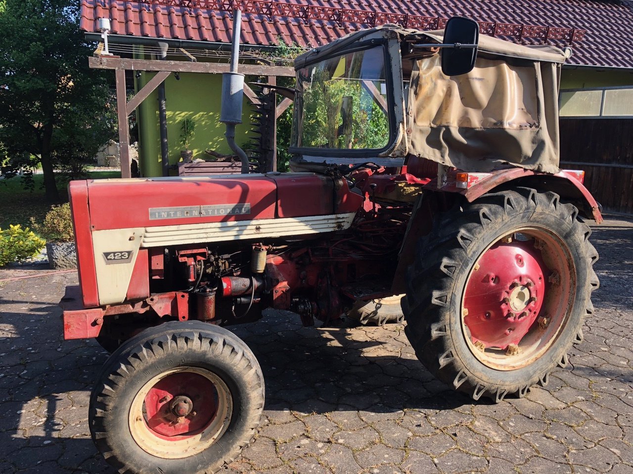 Traktor van het type IHC 423, Gebrauchtmaschine in Grabfeld OT Berkach (Foto 10)