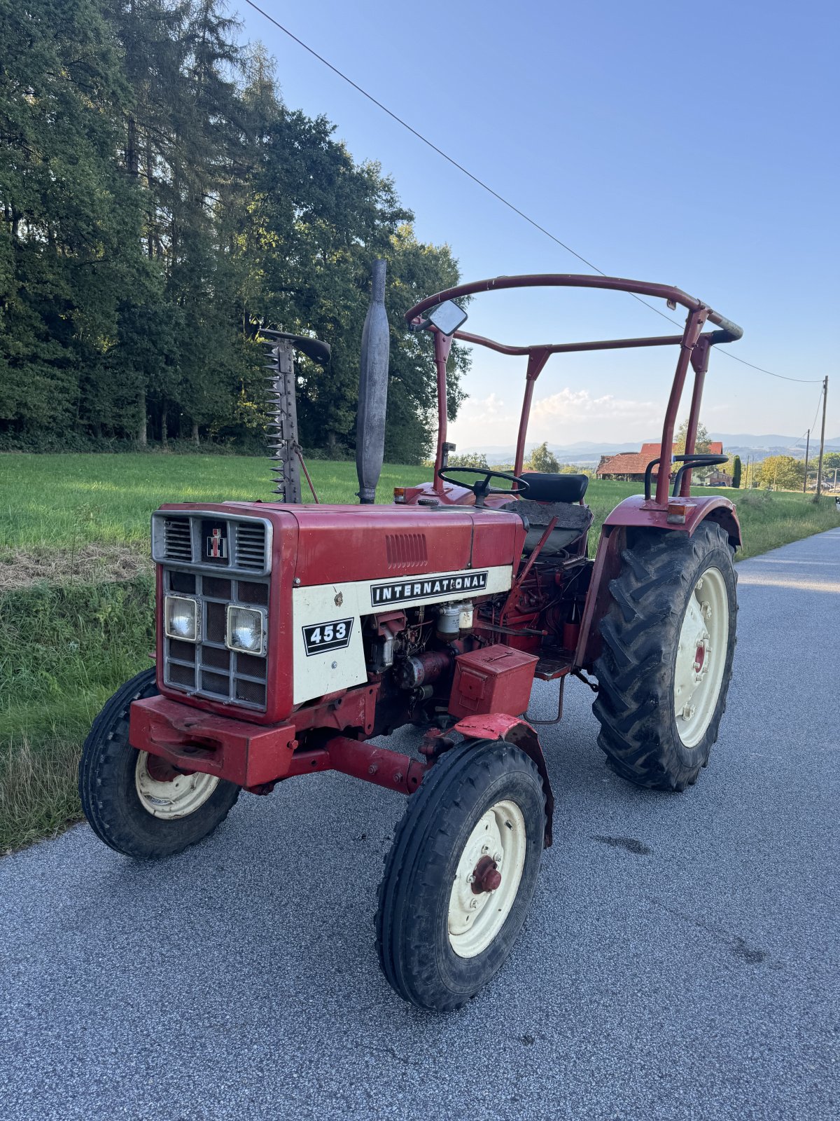 Traktor a típus IHC 453, Gebrauchtmaschine ekkor: Vilshofen (Kép 1)