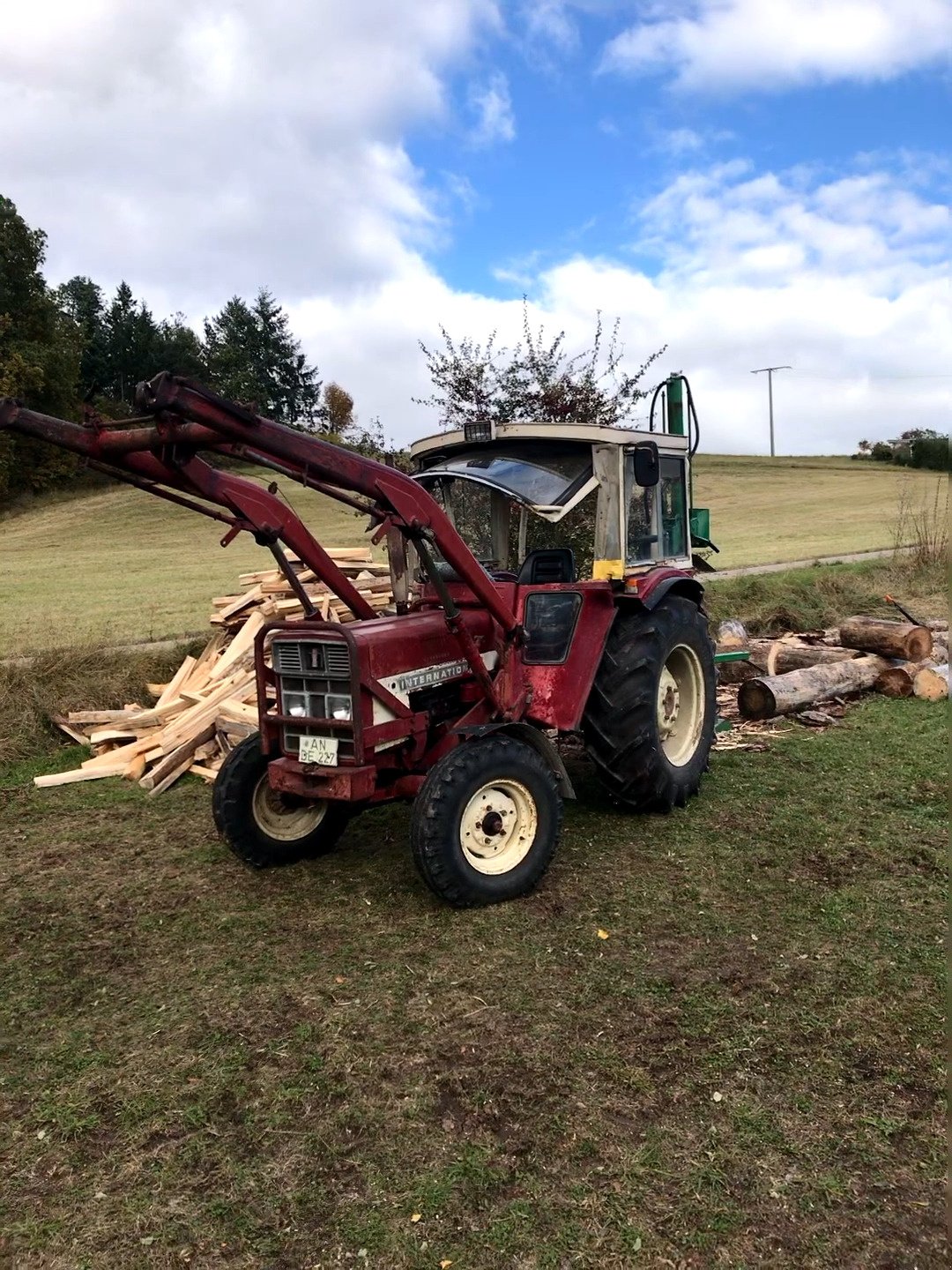 Traktor van het type IHC 453, Gebrauchtmaschine in Flachslanden (Foto 1)