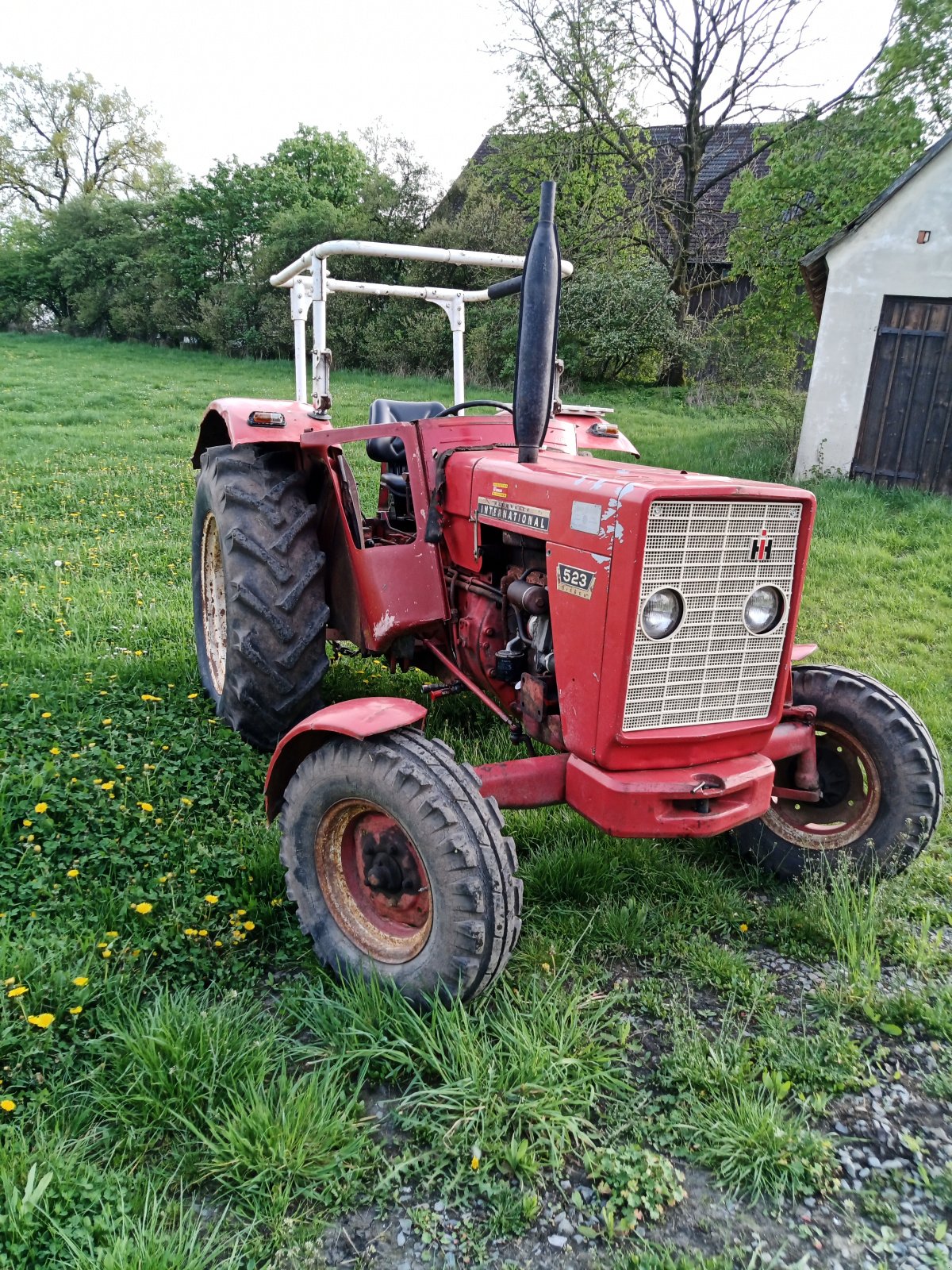 Traktor des Typs IHC 523 S, Gebrauchtmaschine in kulmbach (Bild 2)