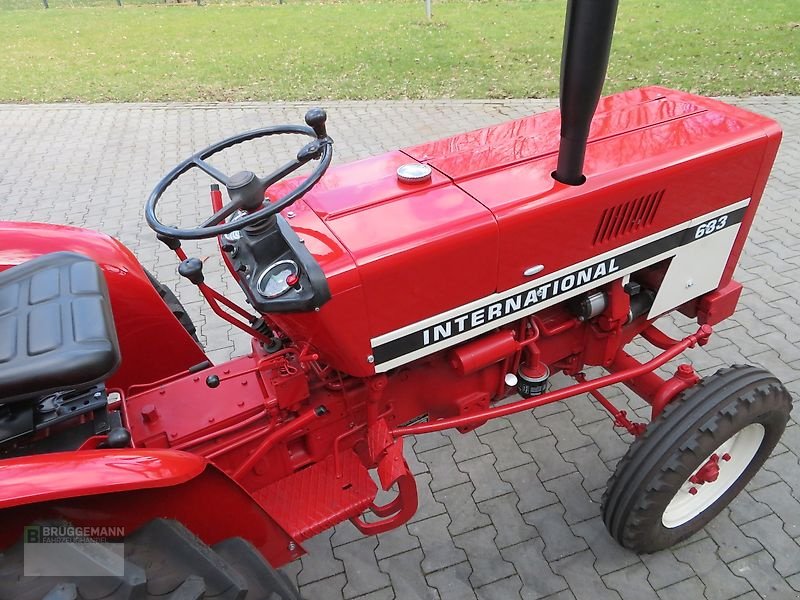 Traktor typu IHC 633E Plantagentrecker, komplett restauriert, Gebrauchtmaschine w Meppen (Zdjęcie 13)