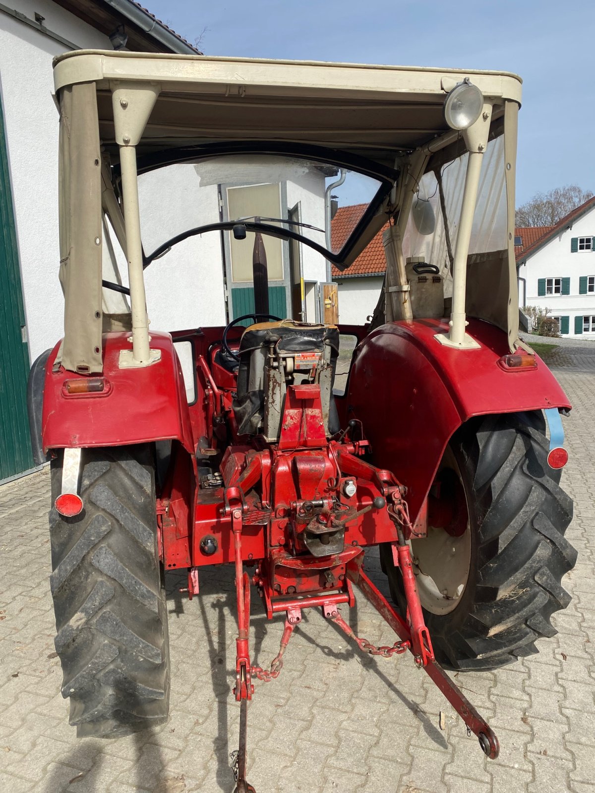 Traktor tip IHC 654 S, Gebrauchtmaschine in Bergkirchen (Poză 2)