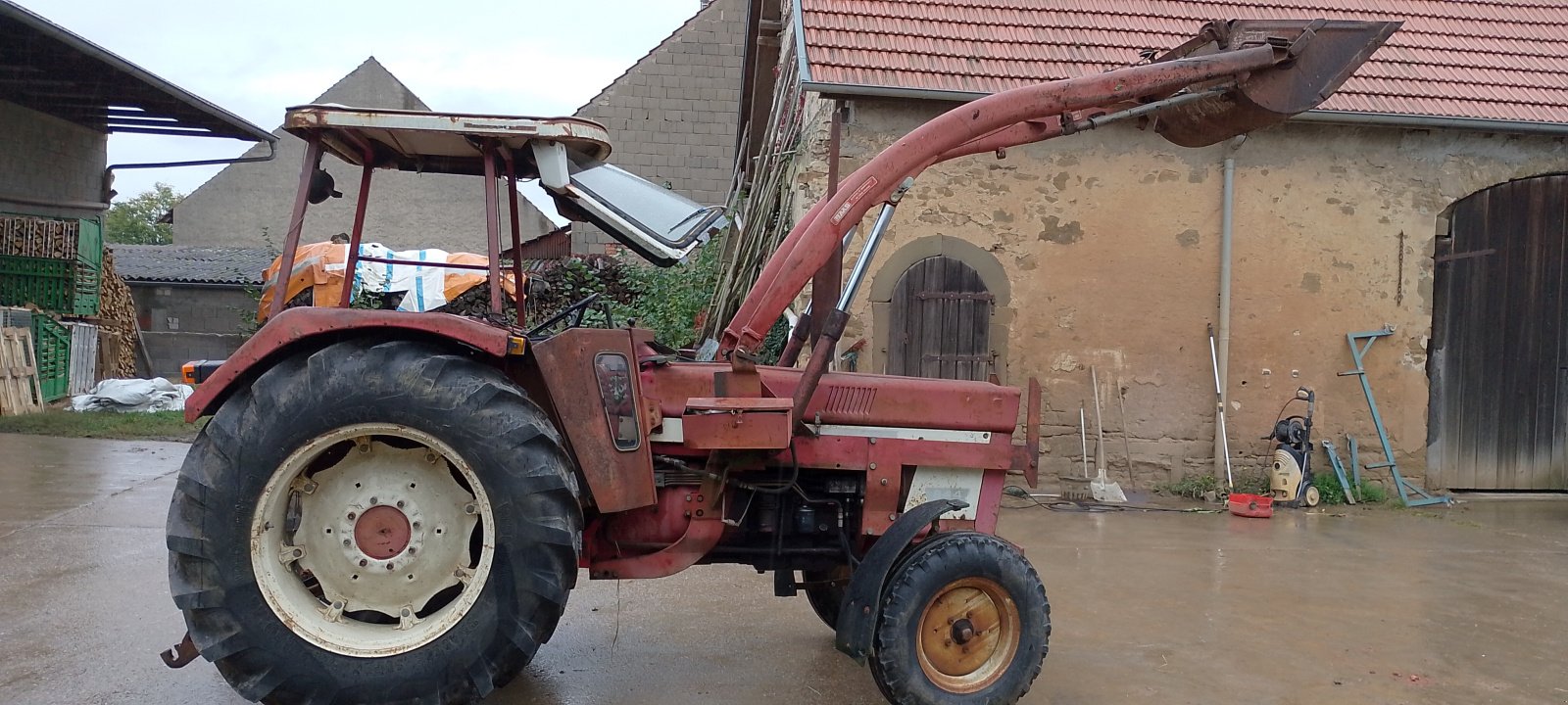 Traktor of the type IHC 844 S, Gebrauchtmaschine in Werneck (Picture 1)