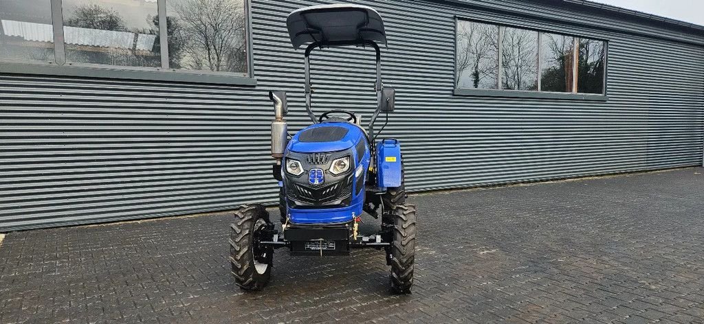 Traktor des Typs Iseki DPC 254 tractor 4wd NEW., Gebrauchtmaschine in Scharsterbrug (Bild 3)