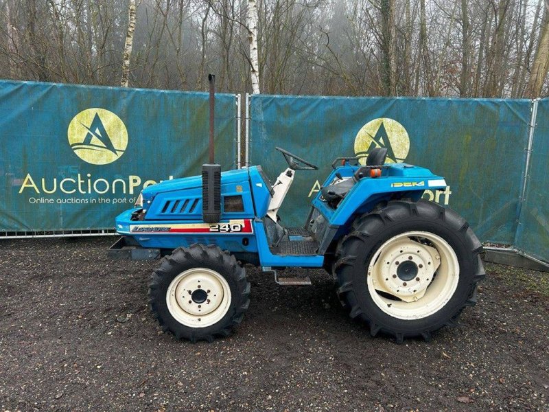 Traktor of the type Iseki Landhope 240, Gebrauchtmaschine in Antwerpen (Picture 1)