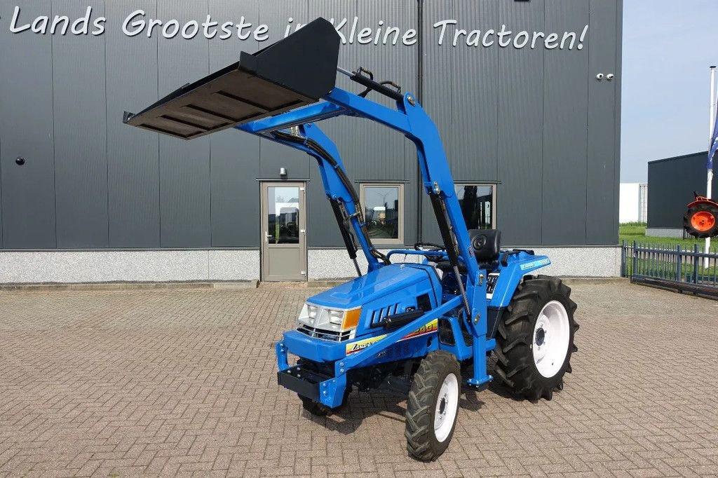 Traktor del tipo Iseki Landhope TU240 4wd / 00990 Draaiuren / Voorlader, Gebrauchtmaschine en Swifterband (Imagen 3)