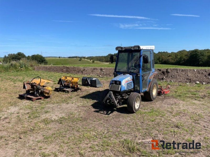 Traktor van het type Iseki mini Mini traktor 322 med udstyr, Gebrauchtmaschine in Rødovre (Foto 1)