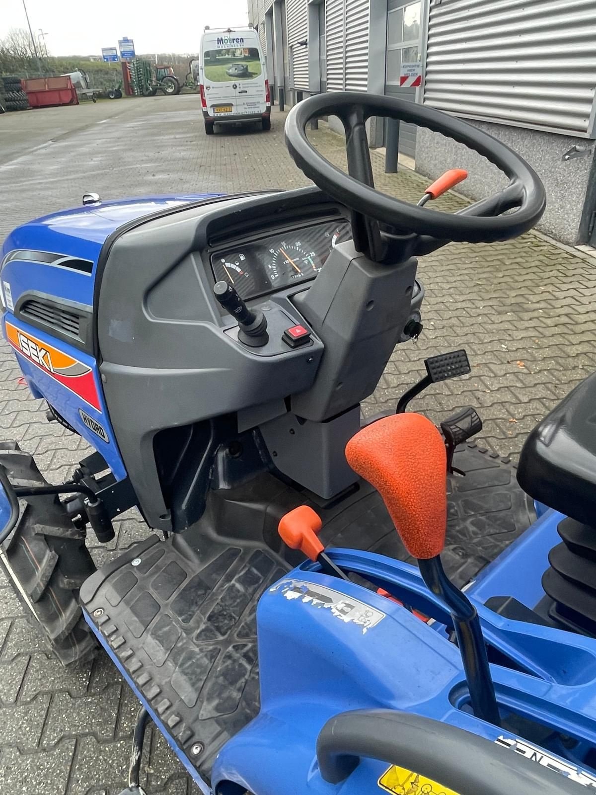 Traktor Türe ait Iseki TH4365 HST tractor, Gebrauchtmaschine içinde Roermond (resim 8)