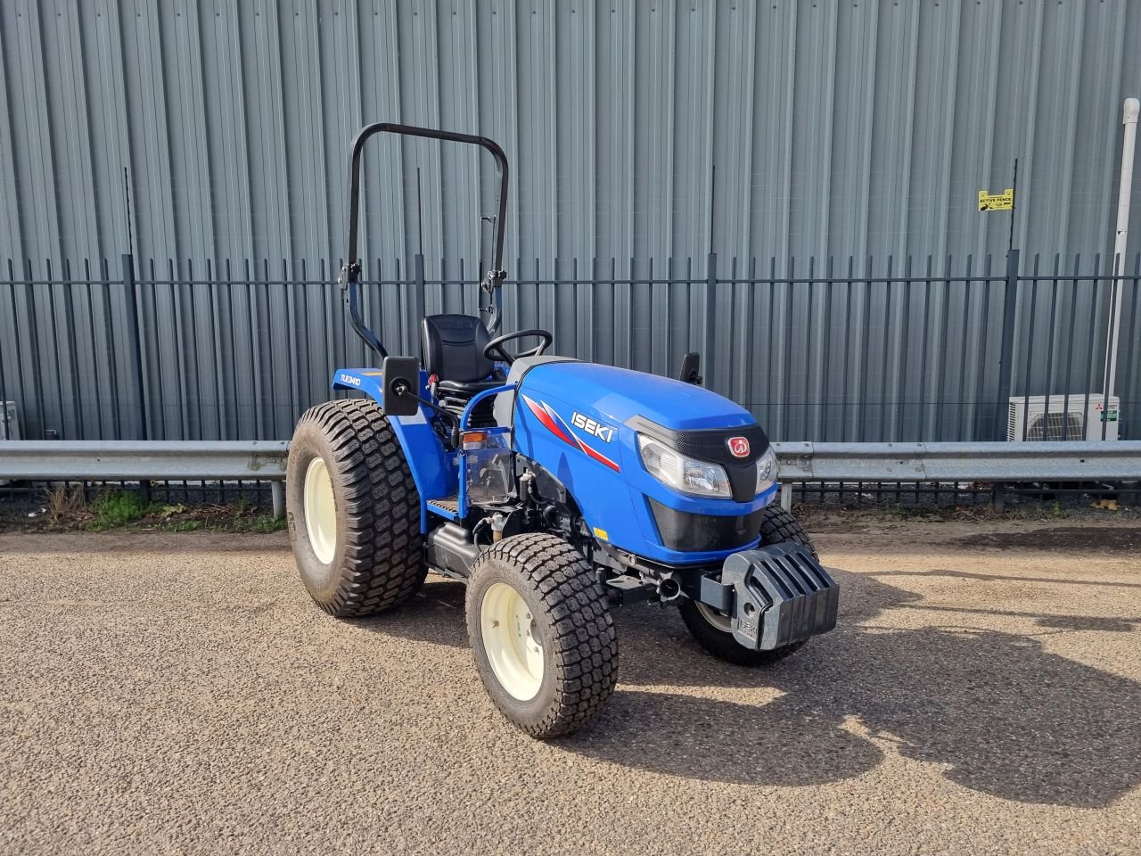 Traktor van het type Iseki TLE 3410 HST, Gebrauchtmaschine in Benthuizen (Foto 2)