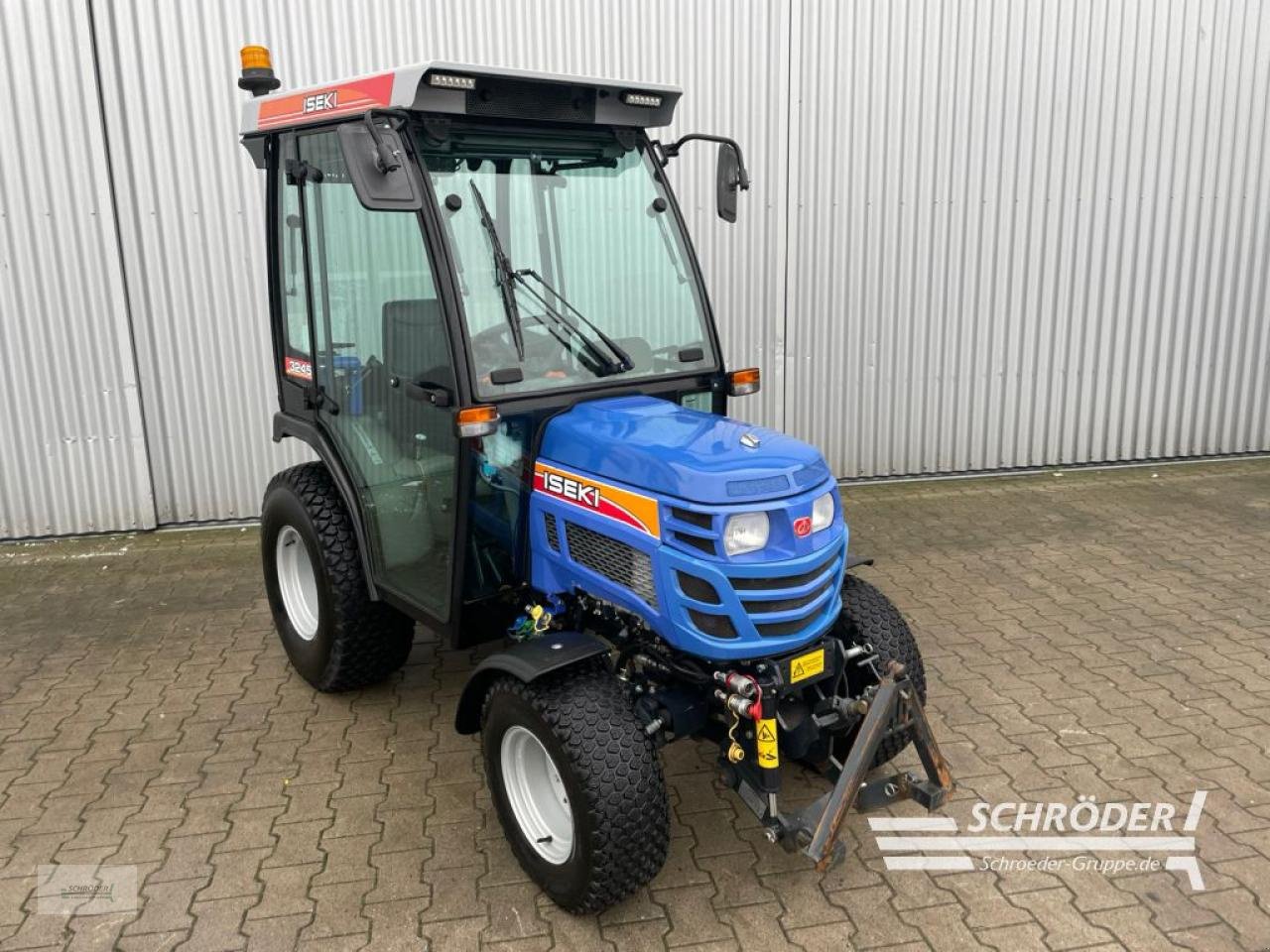 Traktor типа Iseki TM 3245, Gebrauchtmaschine в Wildeshausen (Фотография 1)