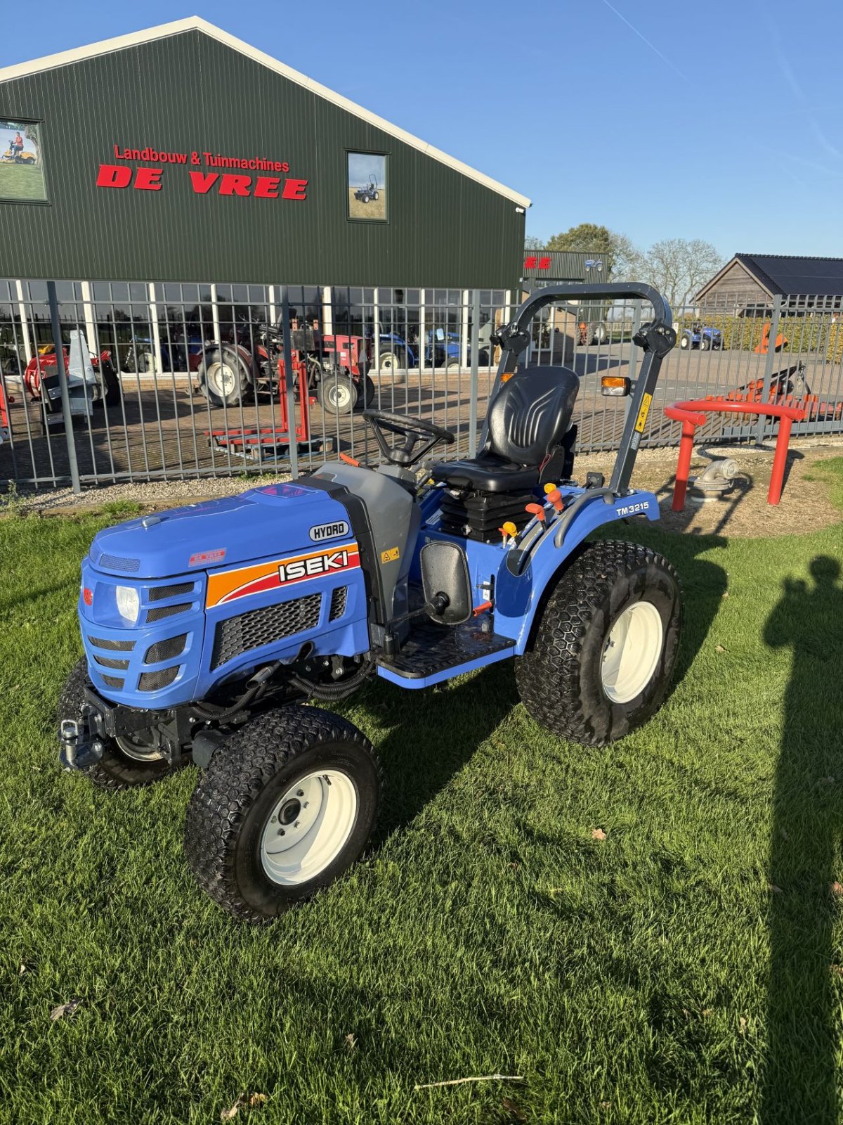 Traktor van het type Iseki Tm3215, Gebrauchtmaschine in Wadenoijen (Foto 2)