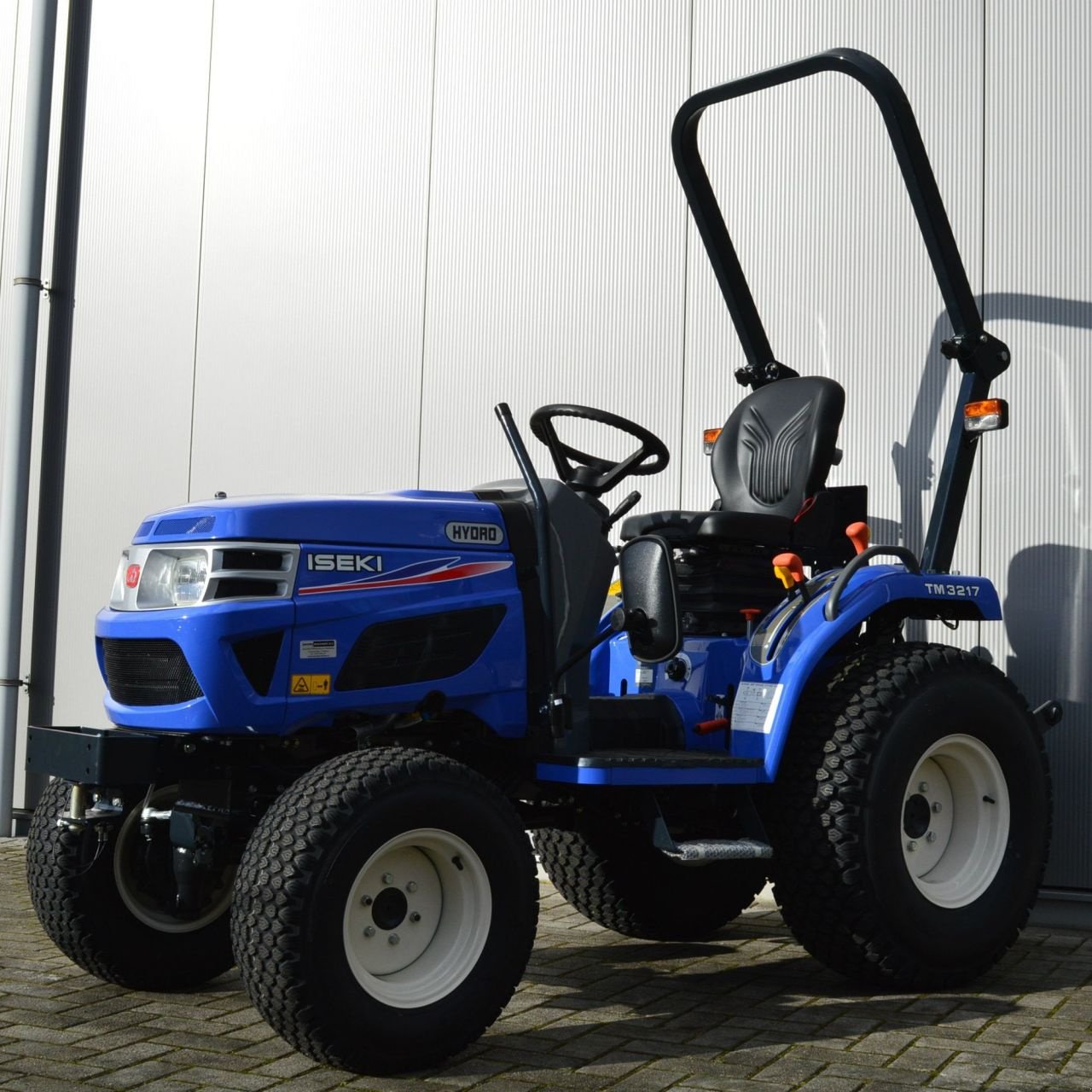 Traktor typu Iseki TM3217 HST compact tractor, Neumaschine w Roermond (Zdjęcie 7)