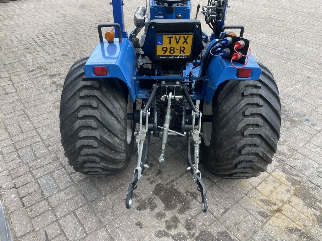 Traktor van het type Iseki TU1600 4wd minitractor met frontlader / gazonbanden, Gebrauchtmaschine in Neer (Foto 10)