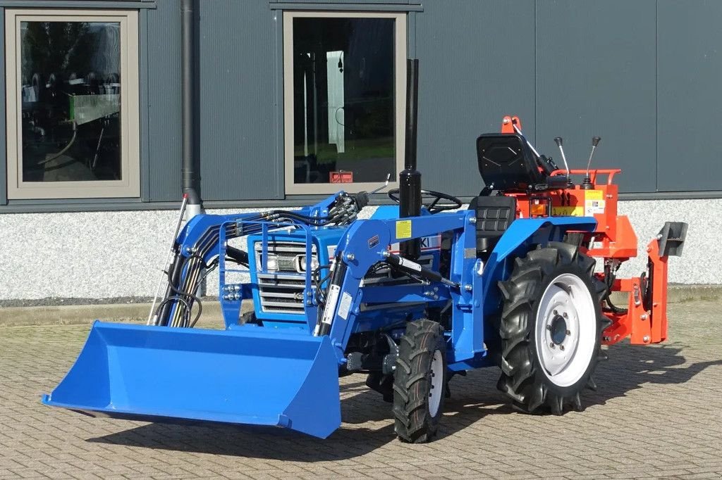 Traktor типа Iseki TU1700 4wd + BHM95 / 407 Draaiuren / Graaflaadcombinatie, Gebrauchtmaschine в Swifterband (Фотография 1)