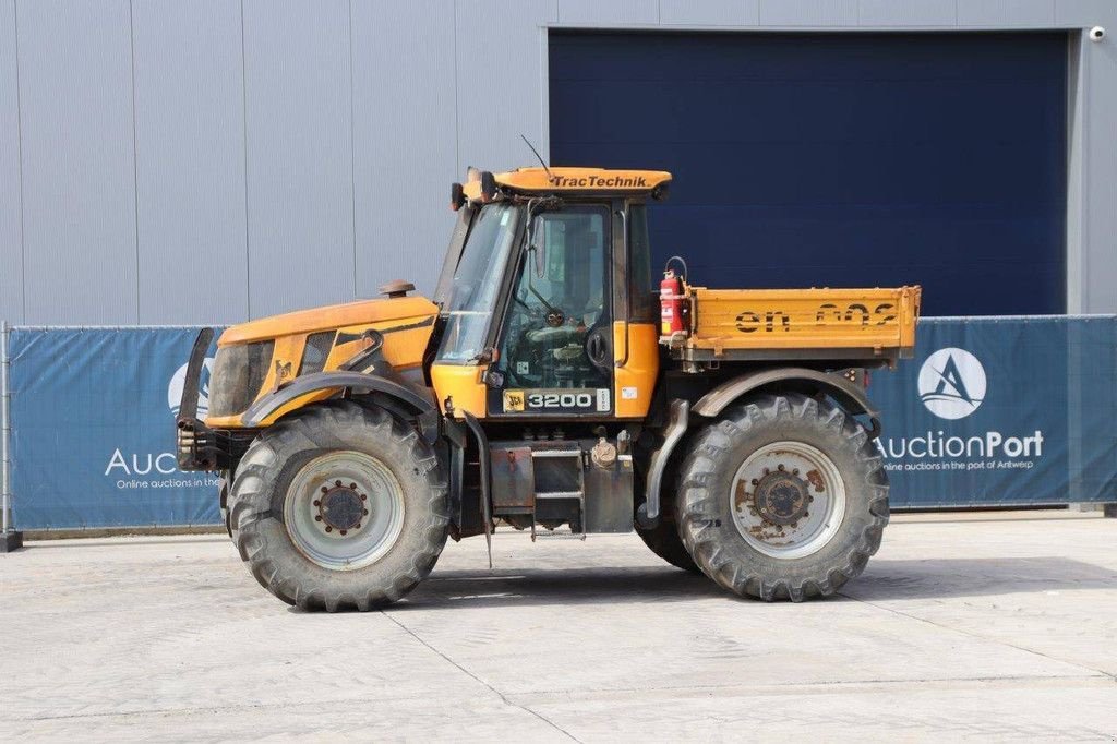 Traktor van het type JCB 3200, Gebrauchtmaschine in Antwerpen (Foto 1)