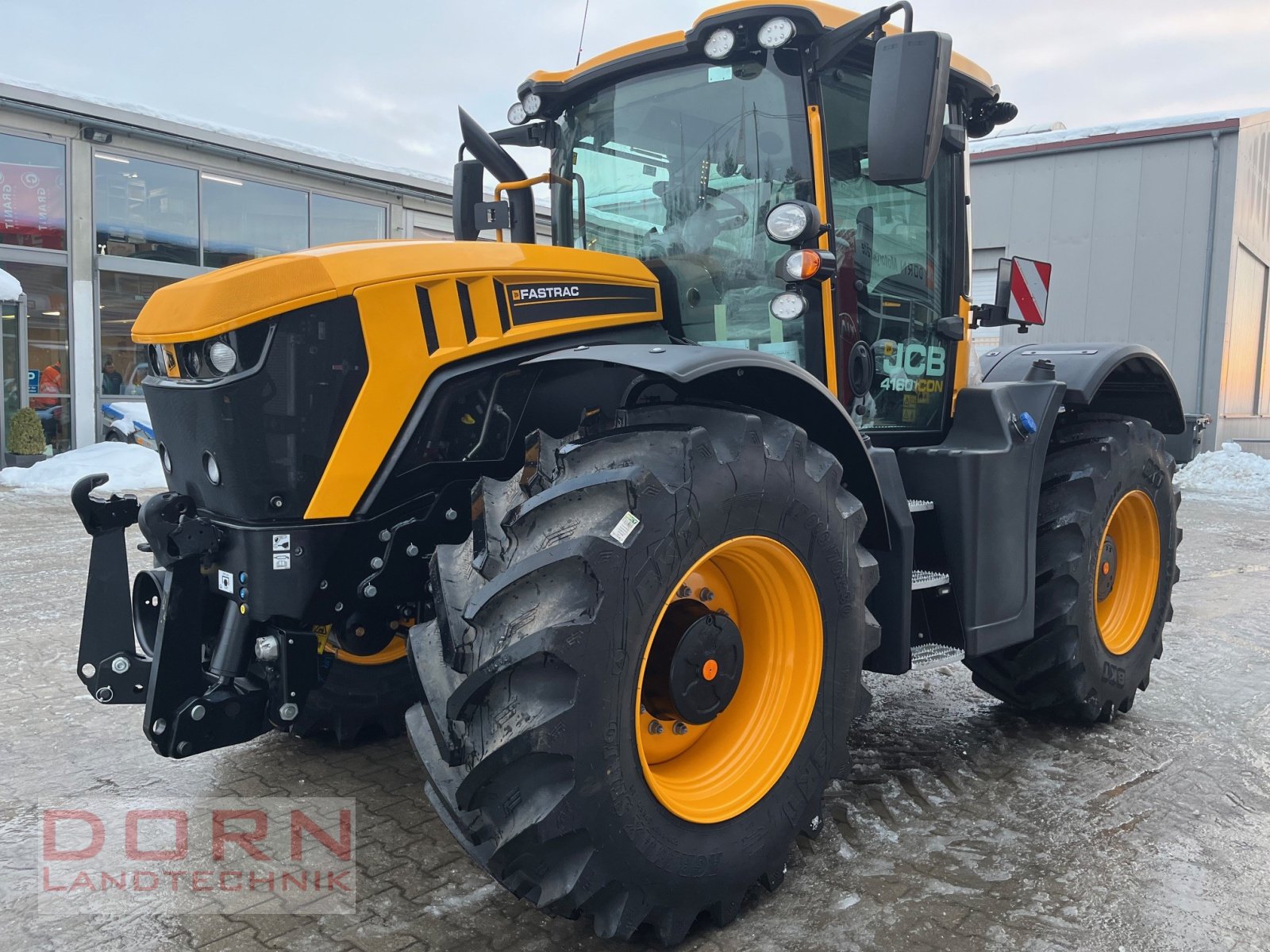 Traktor of the type JCB 4160 ICON, Neumaschine in Bruckberg (Picture 1)