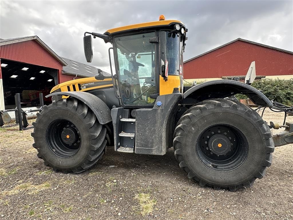 Traktor типа JCB 4220 Fastrac, Gebrauchtmaschine в Nykøbing Falster (Фотография 1)