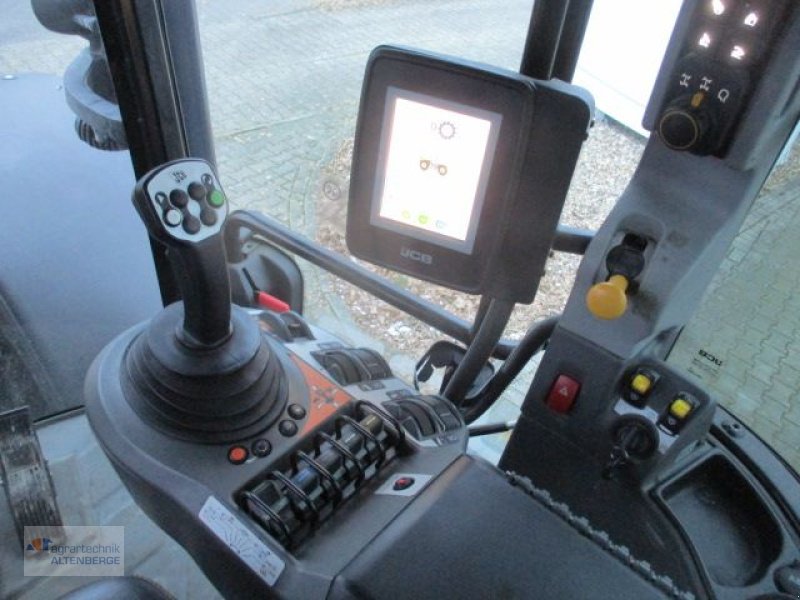 Traktor del tipo JCB 4220 Fastrac, Gebrauchtmaschine en Altenberge (Imagen 9)